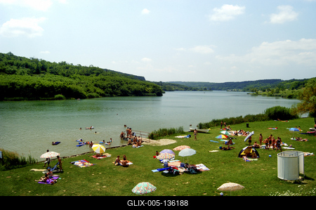 Szálkai-víztározó-stock-foto