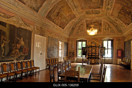 Sárvár, a Nádasdy-vár lovagterme-stock-foto