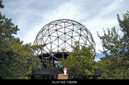 A Gömbkilátó Balatonbogláron-stock-foto
