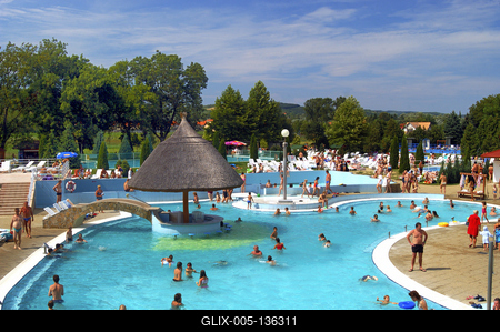 Kehidakustány, Termálfürdő-stock-foto