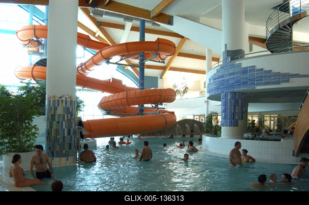 Kehidakustány, Termálfürdő-stock-foto