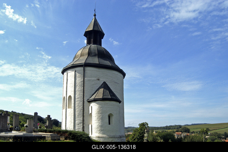 Kallósdi kerektemplom (Szent Anna templom)-stock-foto