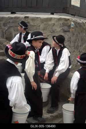 Hollókői Húsvéti Fesztivál-stock-foto