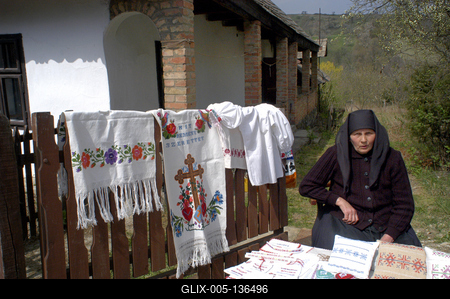 Hollókő, Ófalu védett falurész-stock-foto