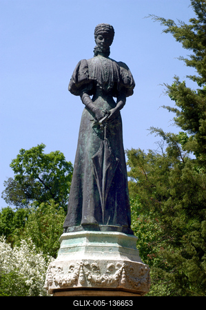 Gödöllő, Erzsébet királyné szobra-stock-foto