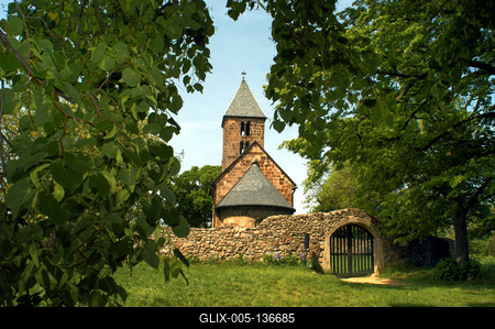 Nagybörzsöny, Szent István-templom-stock-foto