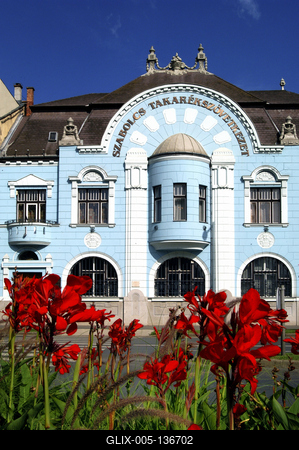Nyíregyháza, a Szabolcs Takarékszövetkezet székháza-stock-foto