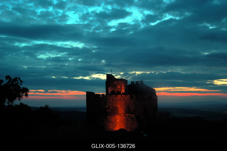 A Hollókői vár-stock-foto
