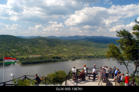Visegrád, kilátás a Fellegvárból-stock-foto
