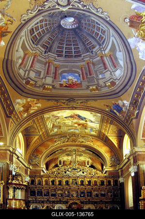 Máriapócs, Szent Mihály-templom-stock-foto