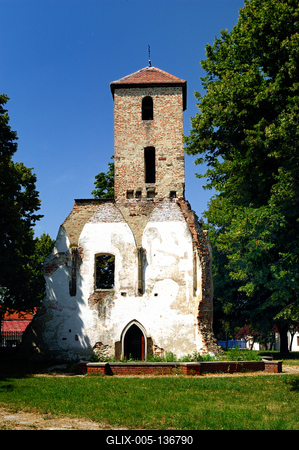 Kisszentgróti ferences templomrom-stock-foto