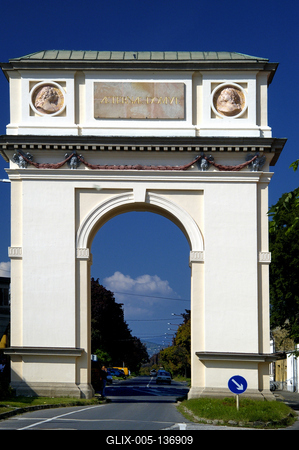 Vác, Diadalív-stock-foto