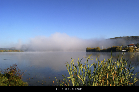 Nőtincsi víztározó-stock-foto