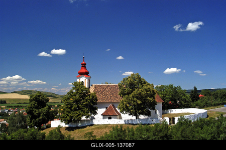 Tar, Árpád-kori templom-stock-foto