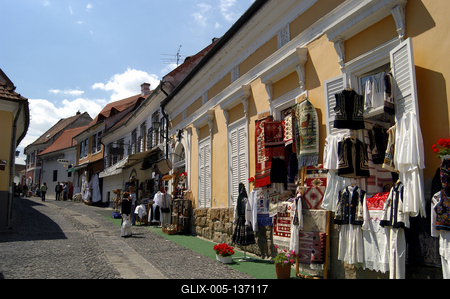 Boltok Szentendre belvárosában-stock-foto