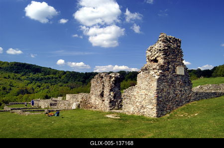 Pilisszentlélek, a Pálos kolostor romjai-stock-foto