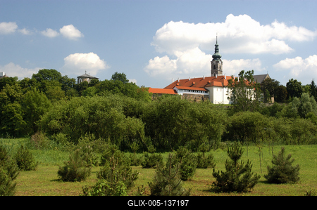 Szécsény, ferences templom és kolostor-stock-foto