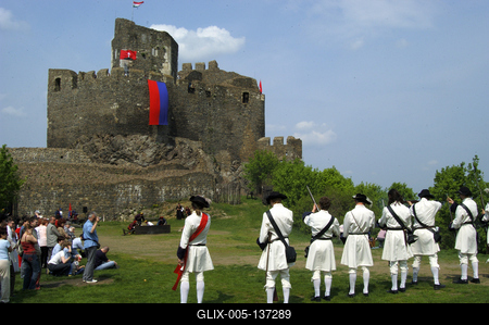 Hollókő, Pünkösdi Várjátékok-stock-foto