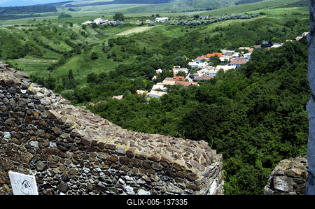 Hollókő, az Ófalu látványa a Hollókői várból-stock-foto