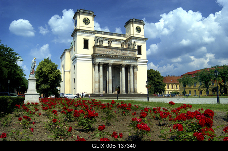 Vác, Nagyboldogasszony-székesegyház-stock-foto