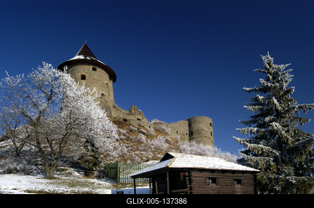 Somoskő vára-stock-foto