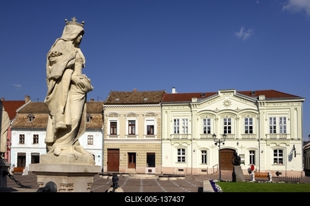 Esztergom felújított belvárosa-stock-foto