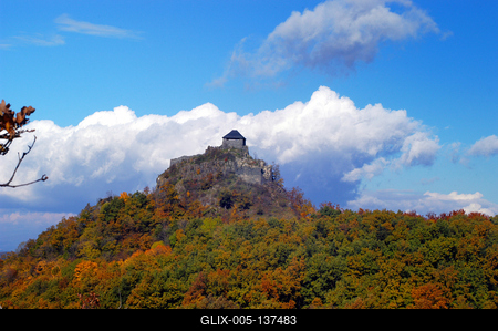 Salgóbánya, Salgó vára-stock-foto