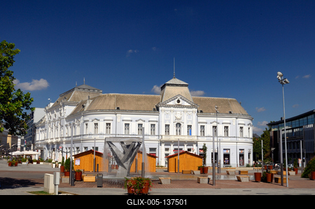 Nyíregyháza felújított belvárosa-stock-foto