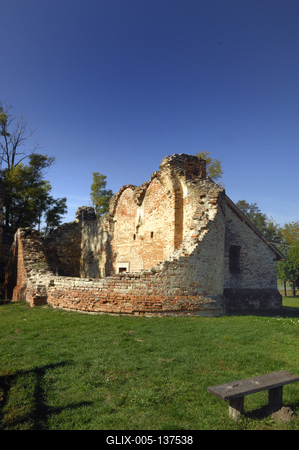 Rádpuszta - Balatonlelle, Árpádkori romtemplom-stock-foto