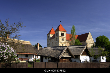 Ócsai Tájház és Skanzen-stock-foto