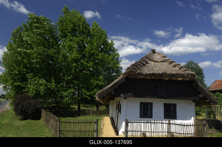 Csesztregi tájház (pásztorház)-stock-foto