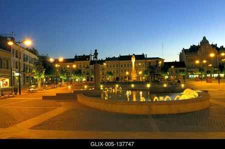 Szombathely, Fő tér-stock-foto