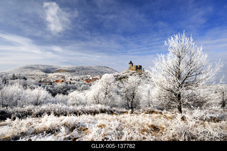 Téli tájkép Somoskő várával-stock-foto