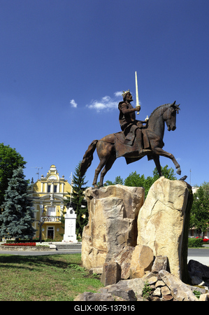 Kisvárda, Szent László lovasszobra-stock-foto