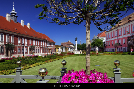 Vác belvárosa (Március 15. tér)-stock-foto