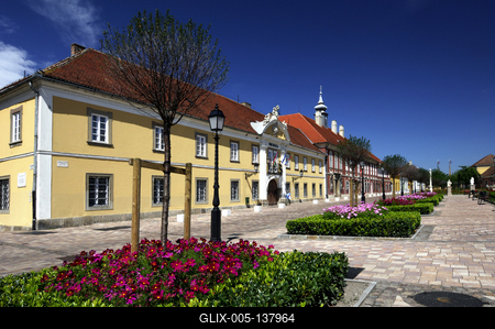 Vác belvárosa (Március 15. tér)-stock-foto