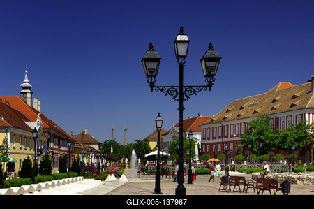 Vác belvárosa (Március 15. tér)-stock-foto