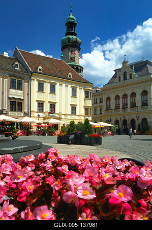 Sopron belvárosa (Fő tér)-stock-foto