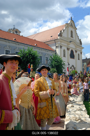 Váci Világi Vigalom a város főterén-stock-foto