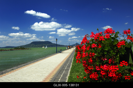 A fonyódi hajóállomás-stock-foto