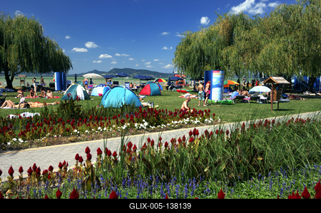 Fonyód - szabadstrand-stock-foto