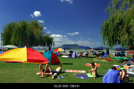 Fonyód - szabadstrand-stock-foto