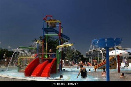 Sárvári Gyógy- és Wellnessfürdő-stock-foto