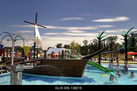 Sárvári Gyógy- és Wellnessfürdő-stock-foto