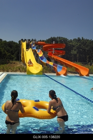 Sárvári Gyógy- és Wellnessfürdő-stock-foto