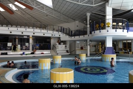 Sárvári Gyógy- és Wellnessfürdő-stock-foto