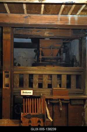 Velem, vízimalom (Schulter malom)-stock-foto