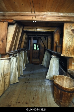 Velem, vízimalom (Schulter malom)-stock-foto