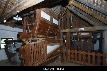 Velem, vízimalom (Schulter malom)-stock-foto