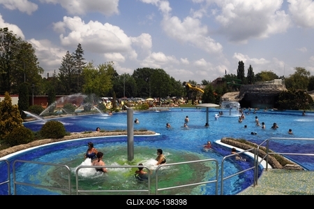 Kaposvár, Virágfürdő-stock-foto